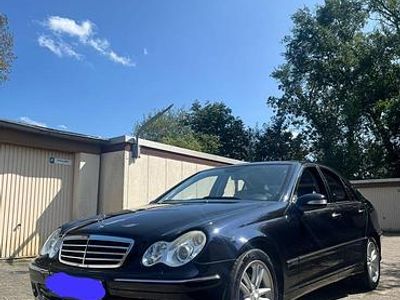 Second-hand Mercedes C180 Sport Edition 143 CP (105 kW) 2005 Albastru Berlinǎ