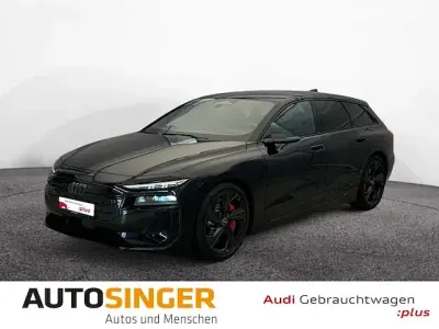 Gebraucht Audi e-tron Sport 369 kW (503 PS) 2025 Mythosschwarz metallic SUV