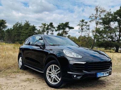 Schwarz Gebraucht 2015 Porsche Cayenne SUV | 31.488 € (Etwas zu teuer)