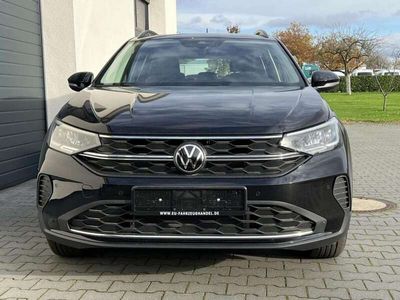 gebraucht VW Taigo Life 1,0 TSI DSG AHK SHZ Alu17 MJ24 Benzin, 999...