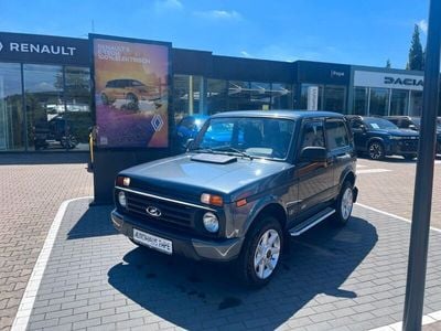 Lada Urban