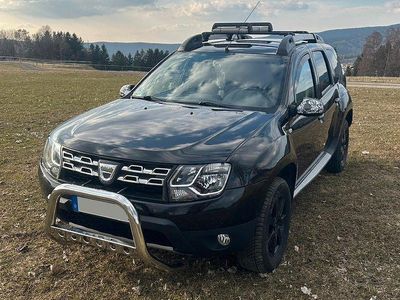 Gebraucht Dacia Duster 114 PS (83 kW) 2016 Schwarz SUV