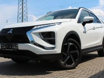 Gebraucht Mitsubishi Eclipse Cross Basis 188 PS (138 kW) 2022 Weiß SUV