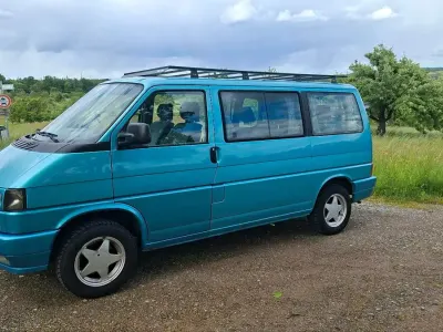 Gebraucht VW T4 77 PS (56 kW) 1996 Blau Van