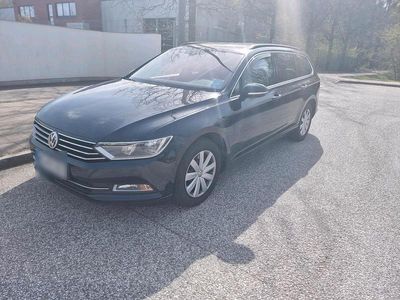 Usado VW Passat 150 HP (110 kW) 2017 Preto Carrinha