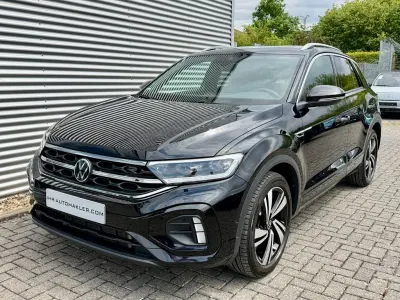 Gebraucht VW T-Roc R-line 150 PS (110 kW) 2023 Deep black perleffekt SUV