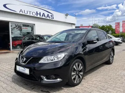 Gebraucht Nissan Pulsar Tekna 116 PS (85 kW) 2015 Schwarz Kleinwagen