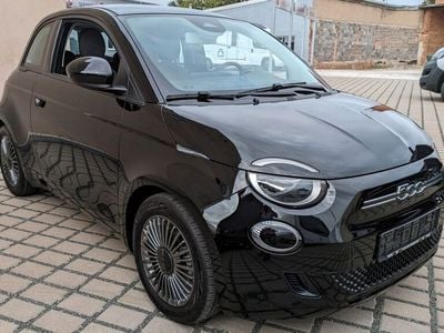 Gebraucht Fiat 500e Icon 86 kW (118 PS) 2022 Schwarz Kleinwagen