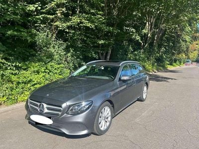 Mercedes E220