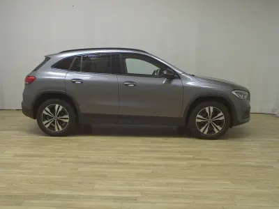 Usata Mercedes GLA200 Progressive 150 CV (110 kW) 2023 Grigio SUV