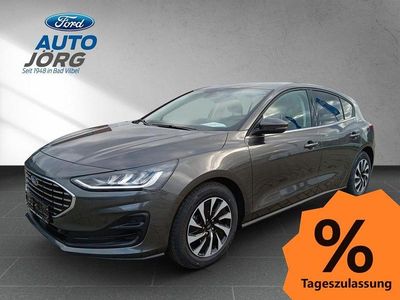 Neu Ford Focus Titanium 116 PS (85 kW) 2025 Metallic) (grau Limousine