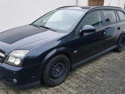 Schwarz Gebraucht 2004 Opel Vectra Kombi | 1.999 € (Teuer)