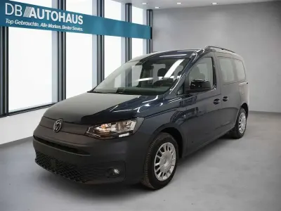 Używany VW Caddy 122 KM (89 kW) 2023 Niebieski Minivan