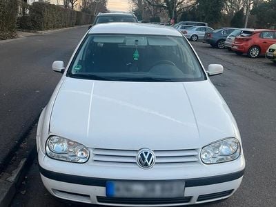 Gebraucht VW Golf IV 75 PS (55 kW) 2001 Weiß Kleinwagen