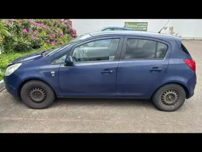 Gebraucht Opel Corsa 89 PS (65 kW) 2010 Blau Kleinwagen