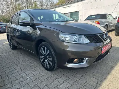 Gebraucht Nissan Pulsar N-Connecta 116 PS (85 kW) 2017 Bronze metallic Kleinwagen