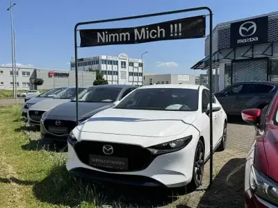 Gebraucht Mazda 3 Selection 122 PS (89 kW) 2023 Weiß Limousine