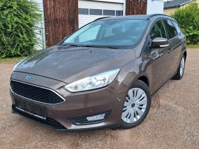 Gebraucht Ford Focus Business Edition 120 PS (88 kW) 2017 Braun Kombi