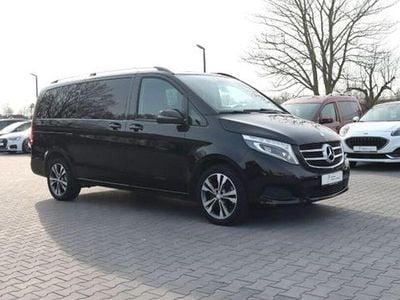 Gebraucht Mercedes V220 163 PS (119 kW) 2017 Schwarz Van / Kleinbus