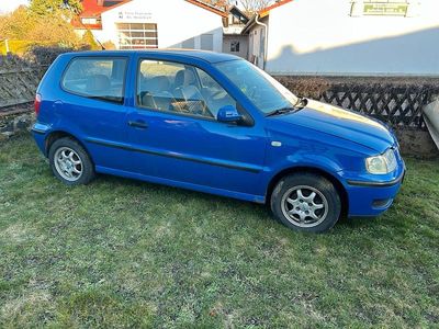 Gebraucht VW Polo 60 PS (44 kW) 2000 Blau Kleinwagen