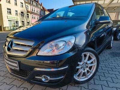 Gebraucht Mercedes B180 116 PS (85 kW) 2010 Schwarz Van / Kleinbus