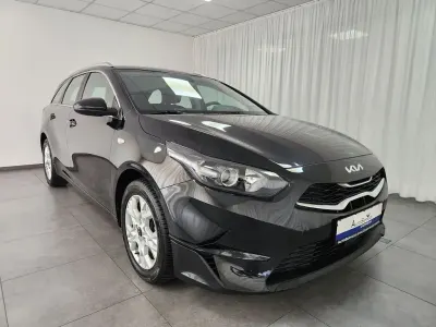 Gebraucht Kia Ceed Sportswagon Vision 160 PS (117 kW) 2022 Black pearl metallic Kombi