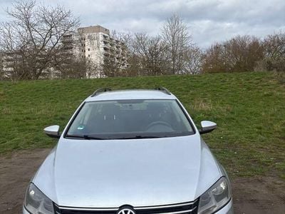 Begagnad VW Passat Trendline 140 HK (102 kW) 2013 Silver Sedan