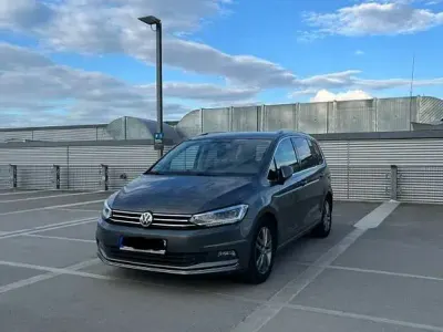 Gebraucht VW Touran Highline 179 PS (131 kW) 2018 Grau Van / Kleinbus