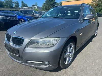 Gebraucht BMW 318 Sport Line 143 PS (105 kW) 2010 Grau Kombi