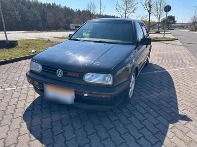 Gebraucht VW Golf III GTI 114 PS (83 kW) 1994 Schwarz Kleinwagen