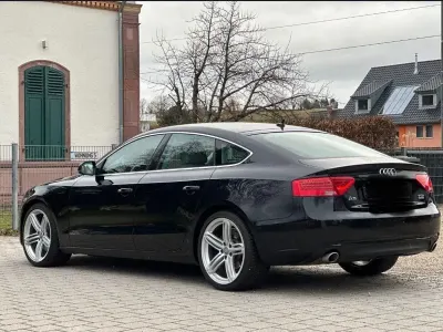 Gebraucht Audi A5 Sportback Sport 245 PS (180 kW) 2011 Schwarz Kleinwagen