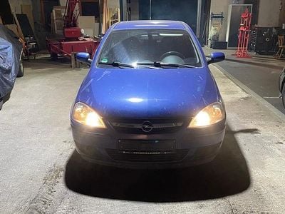 Brugt Opel Corsa 80 HK (58 kW) 2005 Blå Hatchback