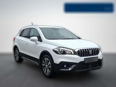 Weiß Gebraucht 2021 Suzuki SX4 S-Cross Comfort SUV | 21.770 € (Etwas zu teuer)