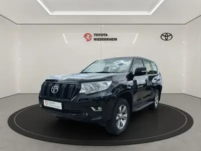 Gebraucht Toyota Land Cruiser Basis 204 PS (150 kW) 2022 Schwarz SUV