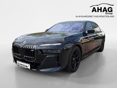 Gebraucht BMW M760e Comfort Edition 571 PS (419 kW) 2025 Schwarz Limousine