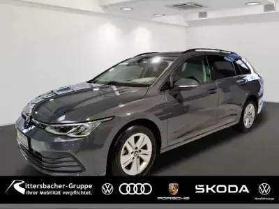 Usata VW Golf VIII Life 116 CV (85 kW) 2021 Grigio Station wagon