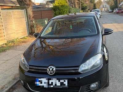 Gebraucht VW Golf VI 105 PS (77 kW) 2011 Schwarz Kleinwagen