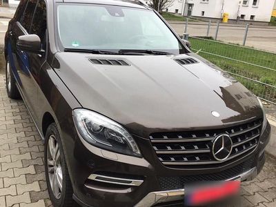 Gebraucht Mercedes ML350 254 PS (186 kW) 2015 Braun SUV