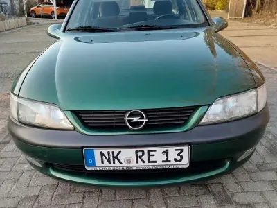 Brugt Opel Vectra 136 HK (100 kW) 1997 Grøn Sedan