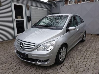 Usata Mercedes B180 109 CV (80 kW) 2006 Argento Monovolume