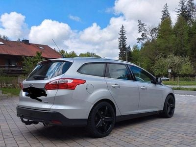 Silber Gebraucht 2014 Ford Focus Titanium Limousine | 5.850 € (Guter Preis)