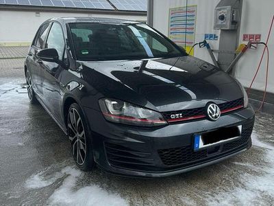 Gebraucht VW Golf VII GTI 220 PS (161 kW) 2014 Grau Limousine