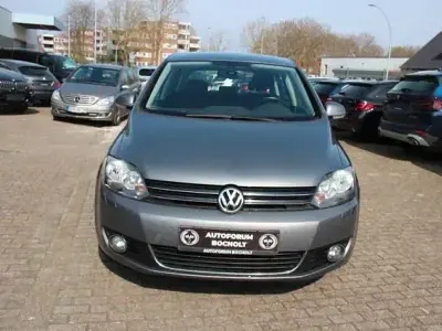 Gebraucht VW Golf Plus Cross Highline 122 PS (89 kW) 2010 Grau Van / Kleinbus
