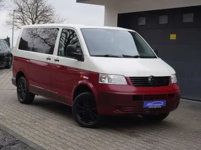 Usata VW Caravelle 102 CV (75 kW) 2007 Bianco Furgone