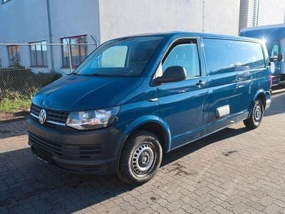 Blau Gebraucht 2016 VW T6 Van | 11.400 € (Fairer Preis)