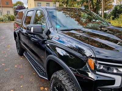 Gebraucht Chevrolet Silverado 426 PS (313 kW) 2024 Schwarz SUV