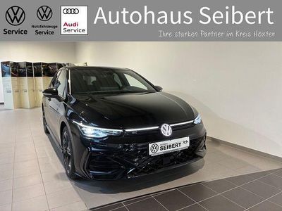Neu VW Golf VIII R-line 150 PS (110 kW) 2025 Schwarz Limousine