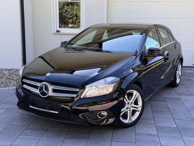 Usata Mercedes A180 Urban 122 CV (89 kW) 2014 Nero Berlina