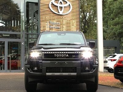 Schwarz Neu 2025 Toyota Land Cruiser Executive SUV | 84.970 € (Guter Preis)