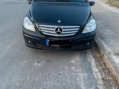 Usata Mercedes B170 126 CV (92 kW) 2005 Nero Monovolume
